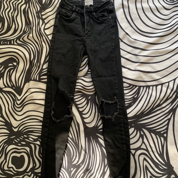 Insight Ripped Jeans - Picture 2 of 6